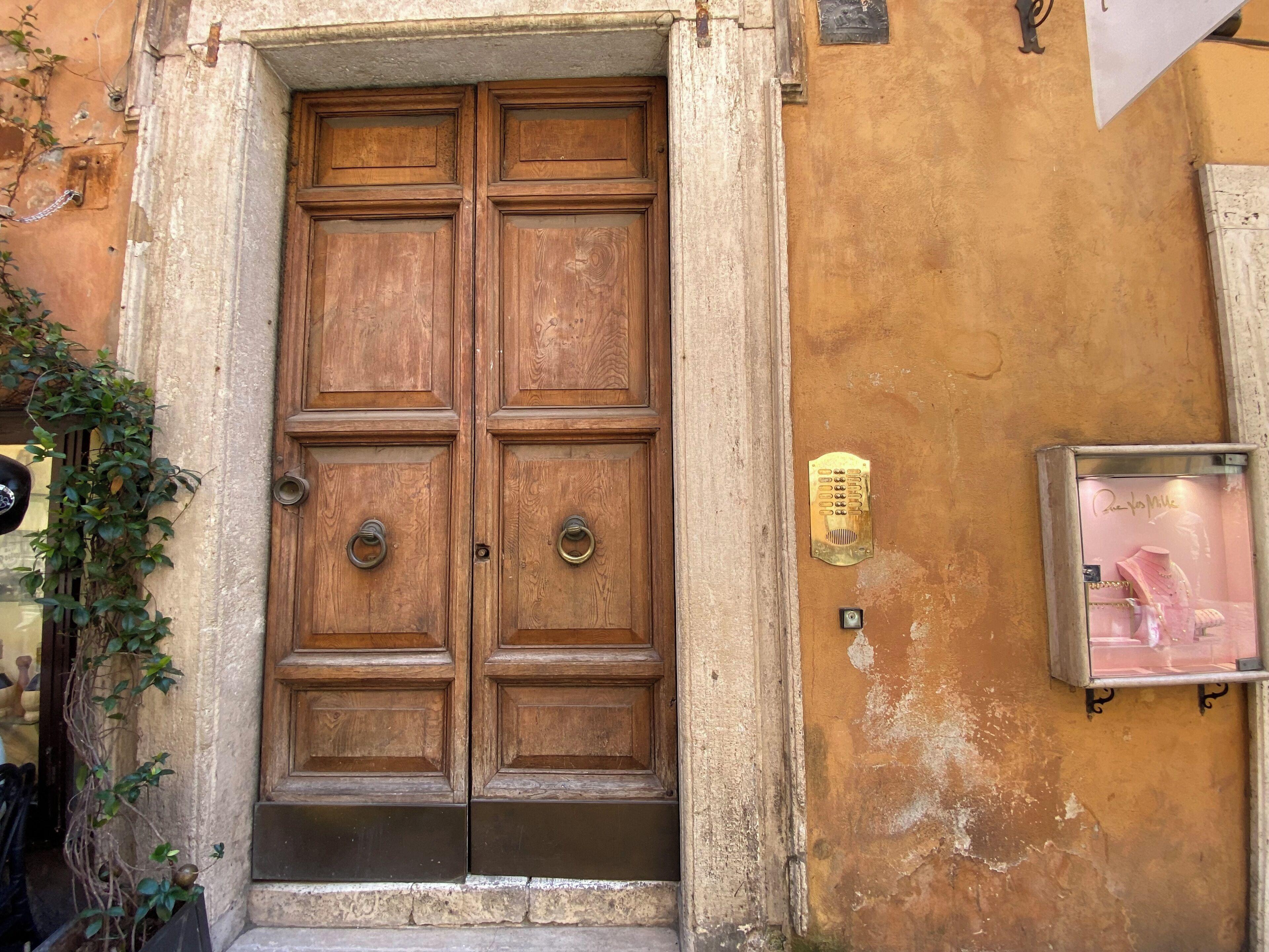 Suite Croce, Rome